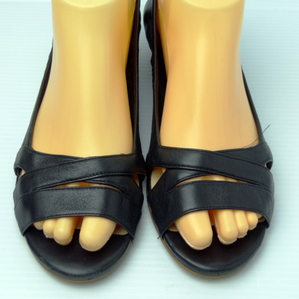 Cole Haan Black Wedge Heels PatentLeather Flats7.5